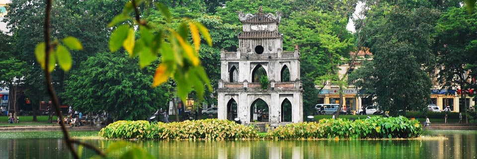 Hanoi---Hoan-Kiem-lake