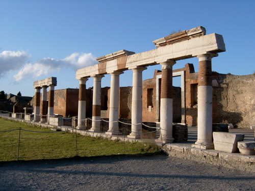 pompeiiforum