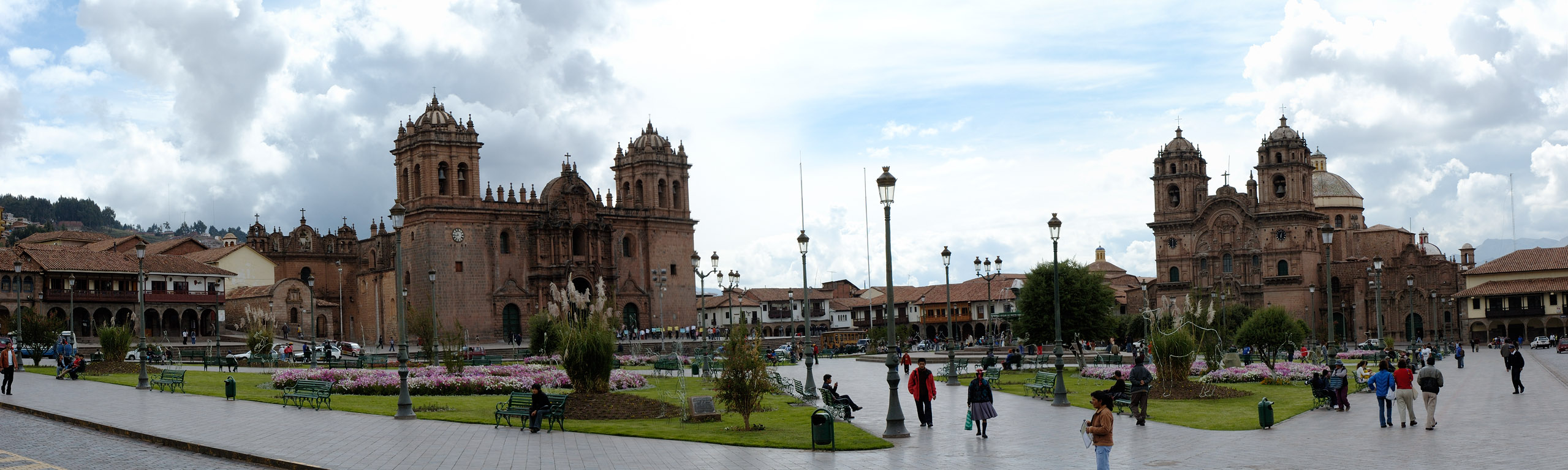 Plaza_de_Armas_de_Cuzco