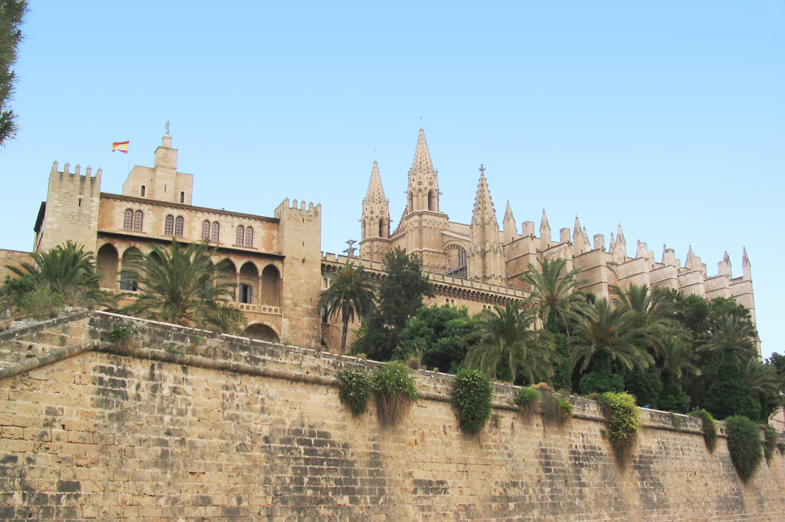 Palau de la Almudaina and La Seu Cathedral - Palma de Mallorca